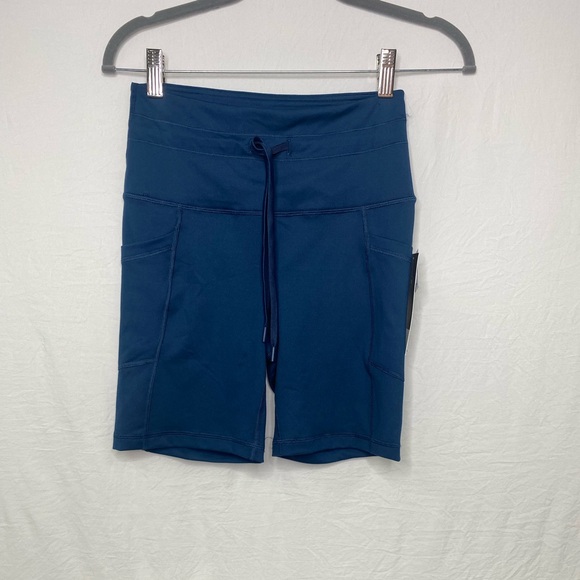 Velocity Pants - NWT Short leggings, Velocity Size Small blue color
